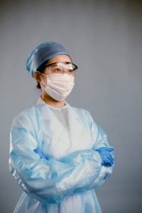 گان پلاستیکی یکبار مصرف + فوق العاده و مناسب